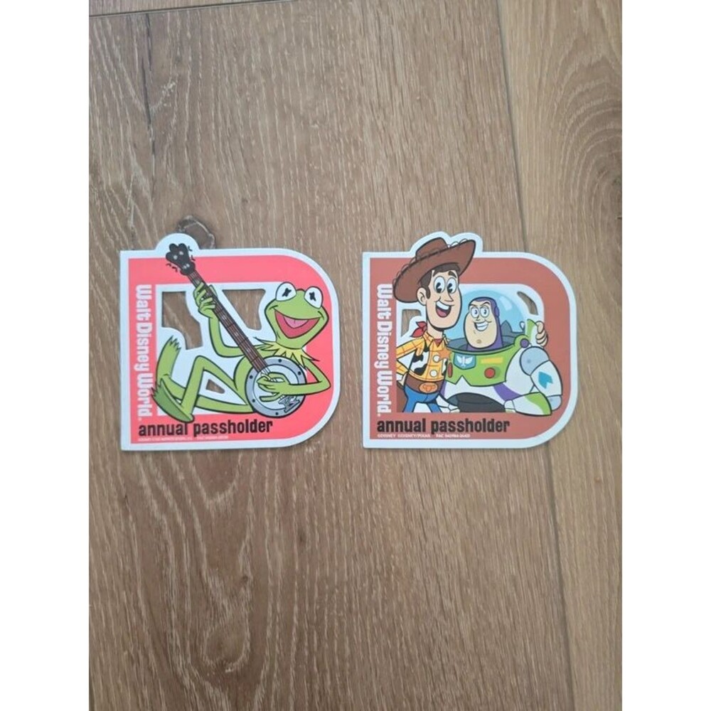 Annual passholder Walt Disney World Car Magnets Kermit the frog and Toy Story